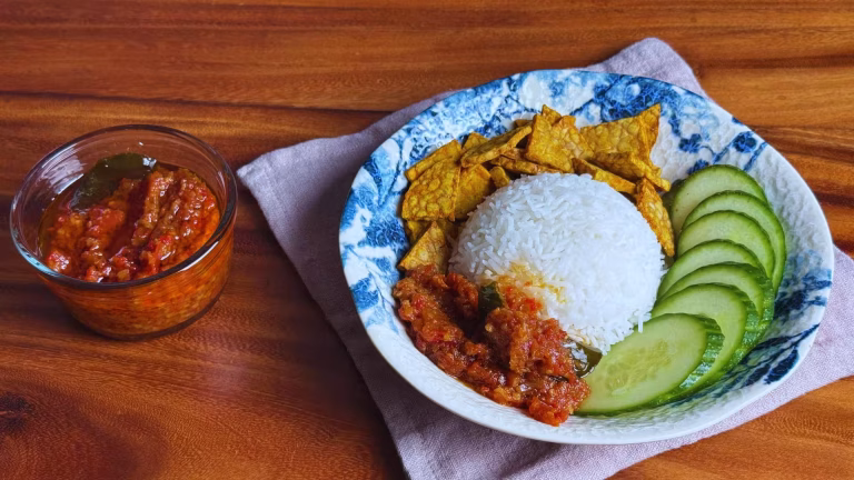 Vegan tomato sambal