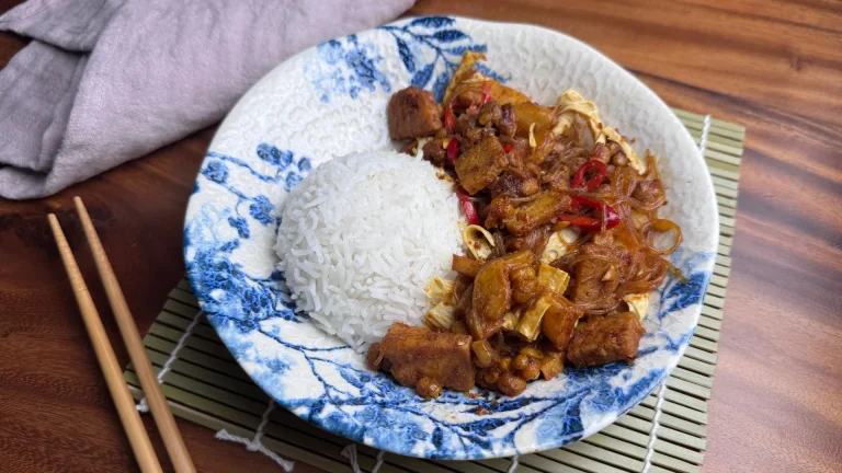 Vegan sambal jawa with tempeh and tofu