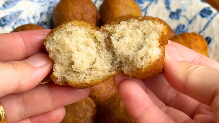Banana fritters (cekodok pisang)